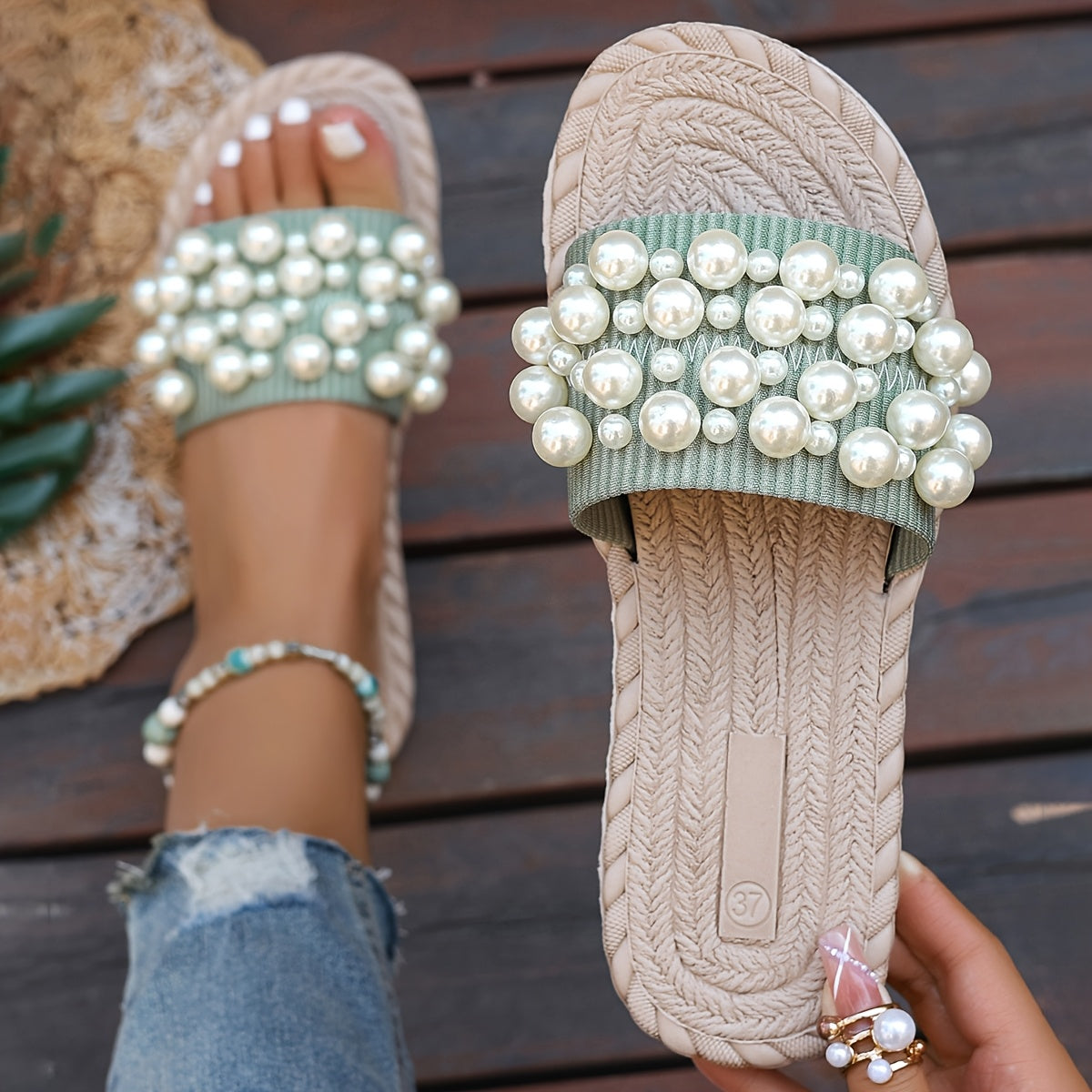 LUMMÉRAS Women's Pearl Slide Sandals