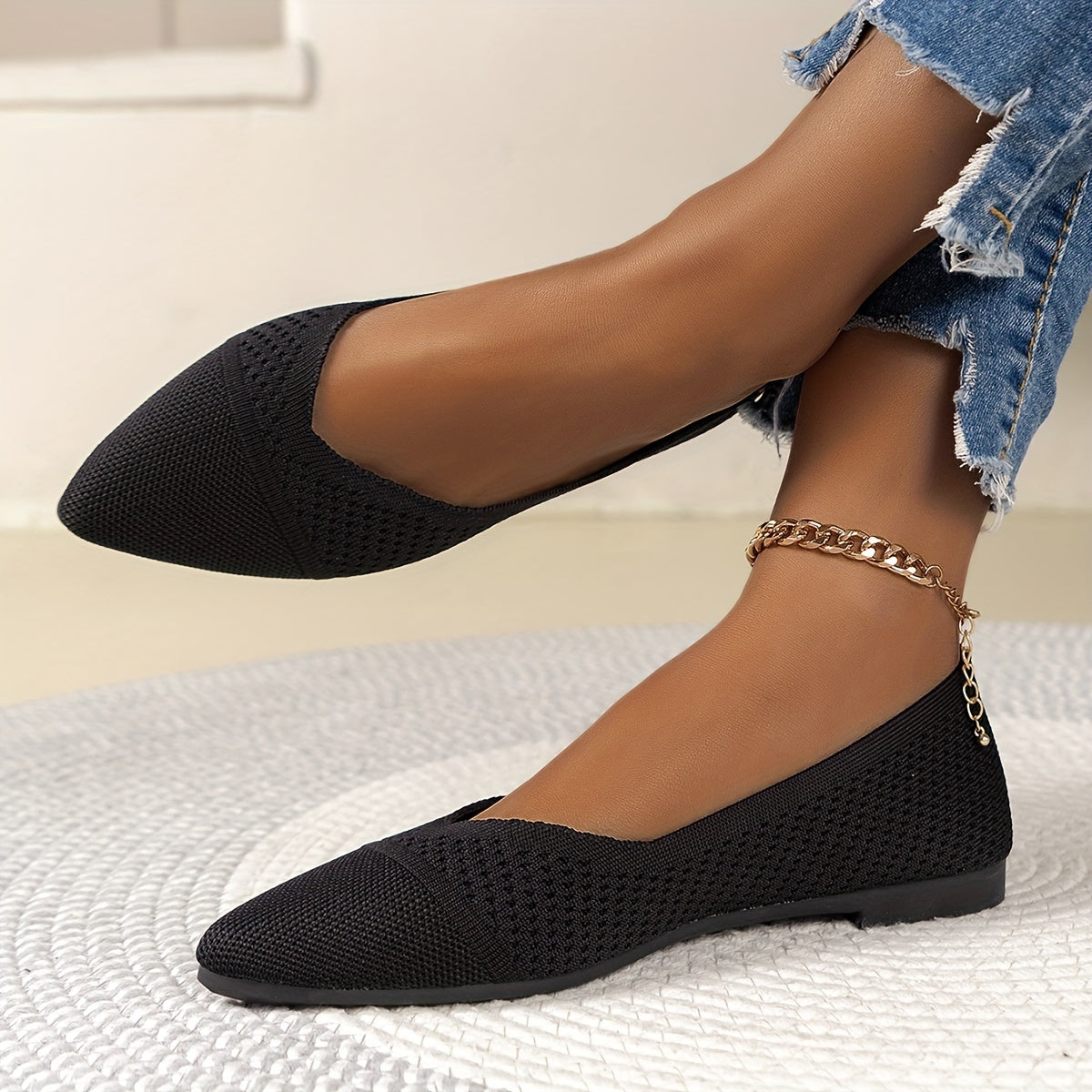 LUMMÉRAS Lisse – Pointed Toe Knit Flats