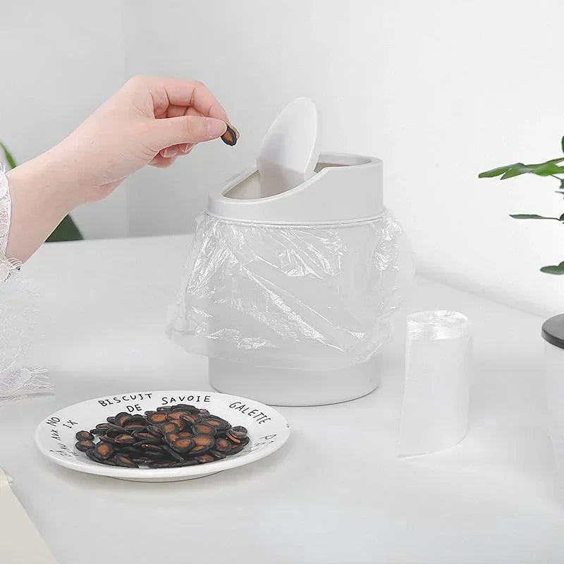 LUMMÉRAS CleanForm™ Mini-Tischabfalleimer